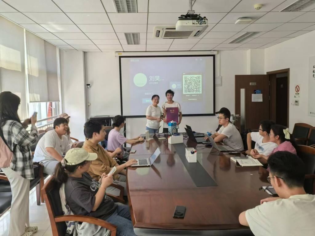 我校召开师生面对面交流会
